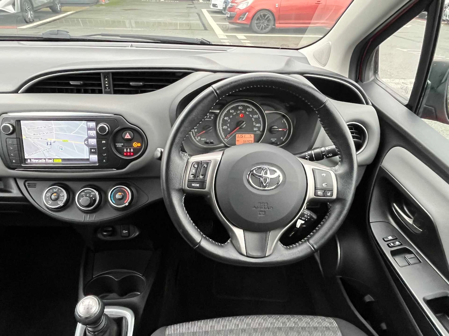 Used Toyota Yaris 2016 for sale - 77830498: Photo 48