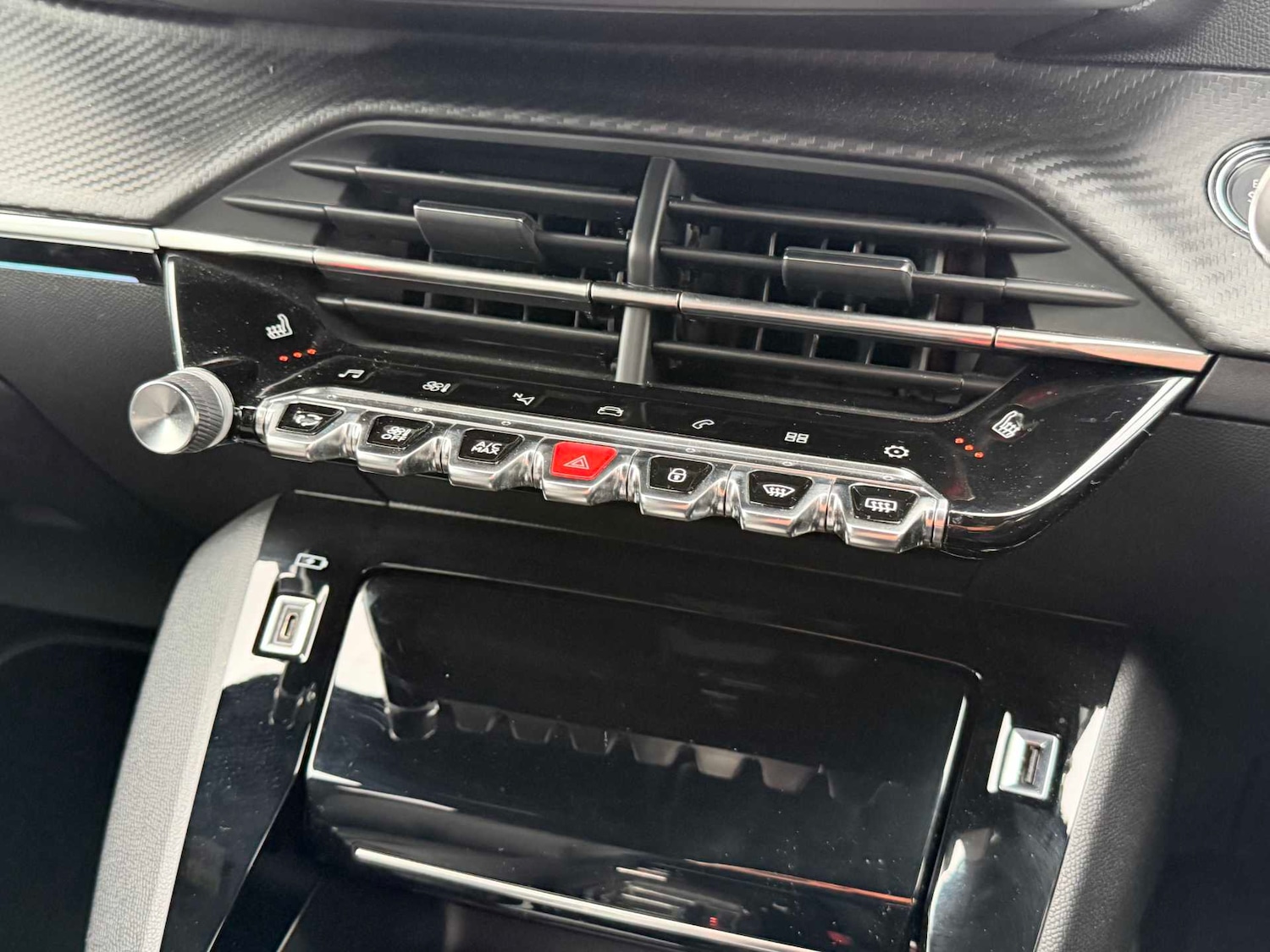 Used Peugeot 2008 2022 for sale - 76506147: Photo 14