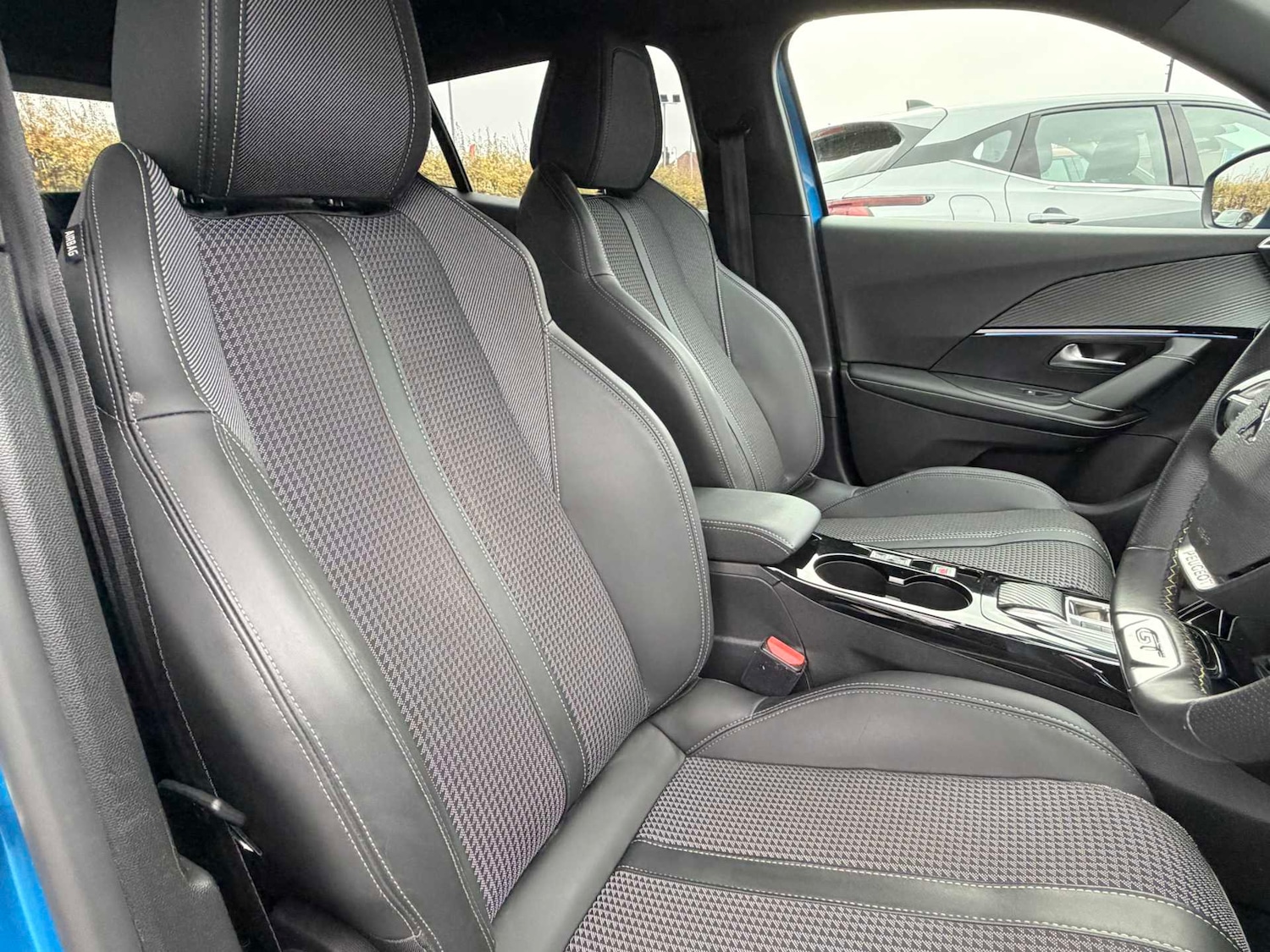 Used Peugeot 2008 2022 for sale - 76506147: Photo 33