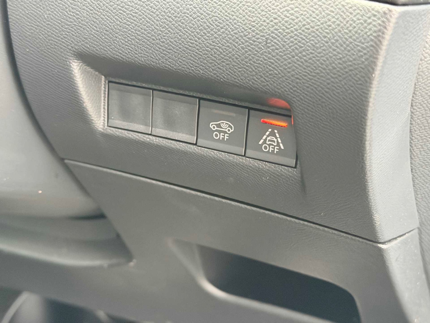 Used Peugeot 2008 2022 for sale - 76506147: Photo 36