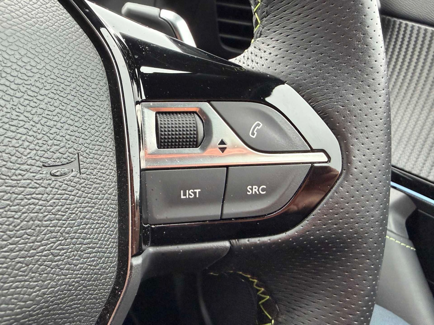 Used Peugeot 2008 2022 for sale - 76506147: Photo 38