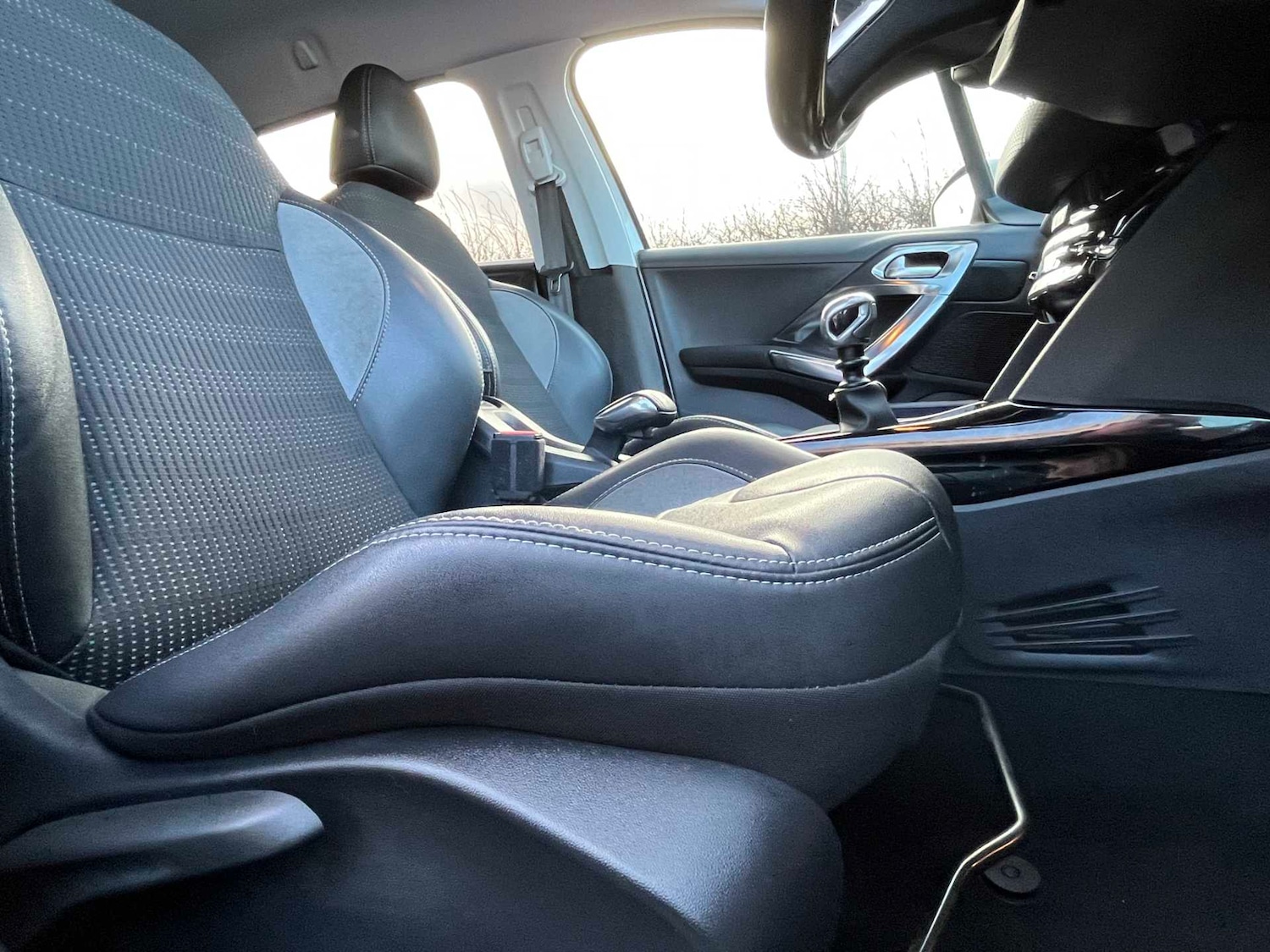 Used Peugeot 2008 2016 for sale - 77201356: Photo 20