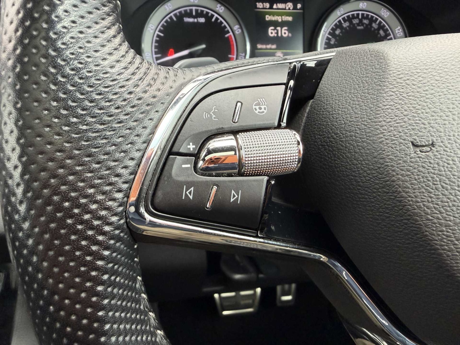 Used Skoda Karoq 2022 for sale - 76231736: Photo 13