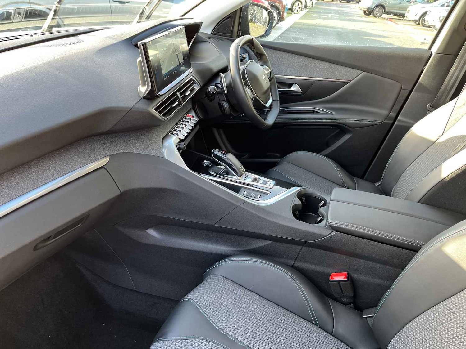 Used Peugeot 3008 2022 for sale - 76300763: Photo 24