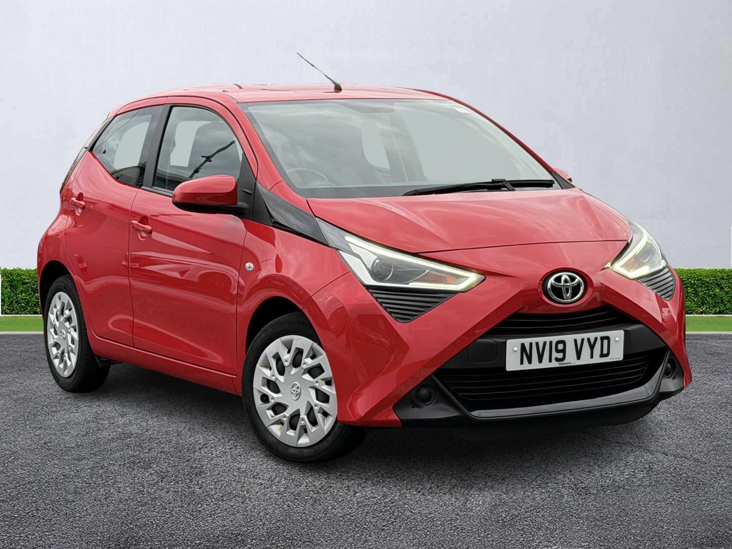 Used Toyota AYGO 2019 for sale - 76490829: Photo 1