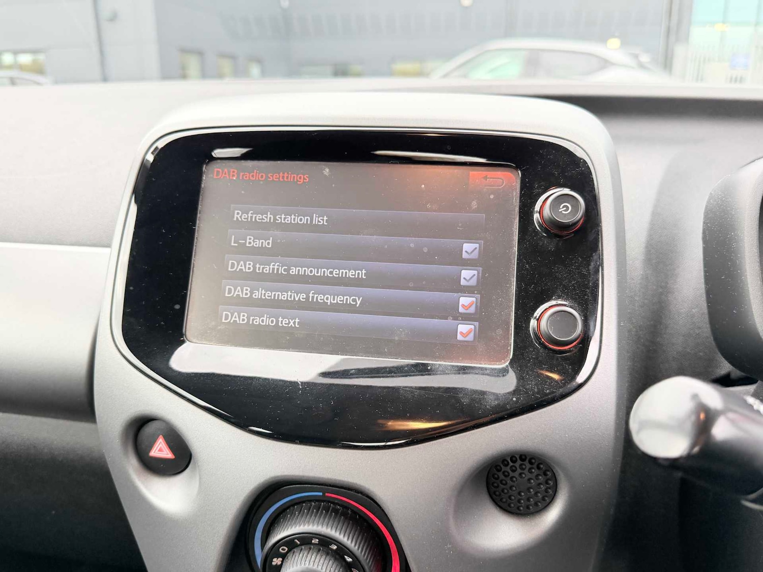 Used Toyota AYGO 2019 for sale - 76490829: Photo 32