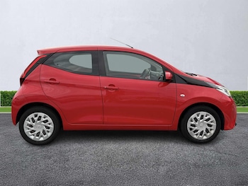 Used Toyota AYGO 2019 for sale - 76490829: Photo