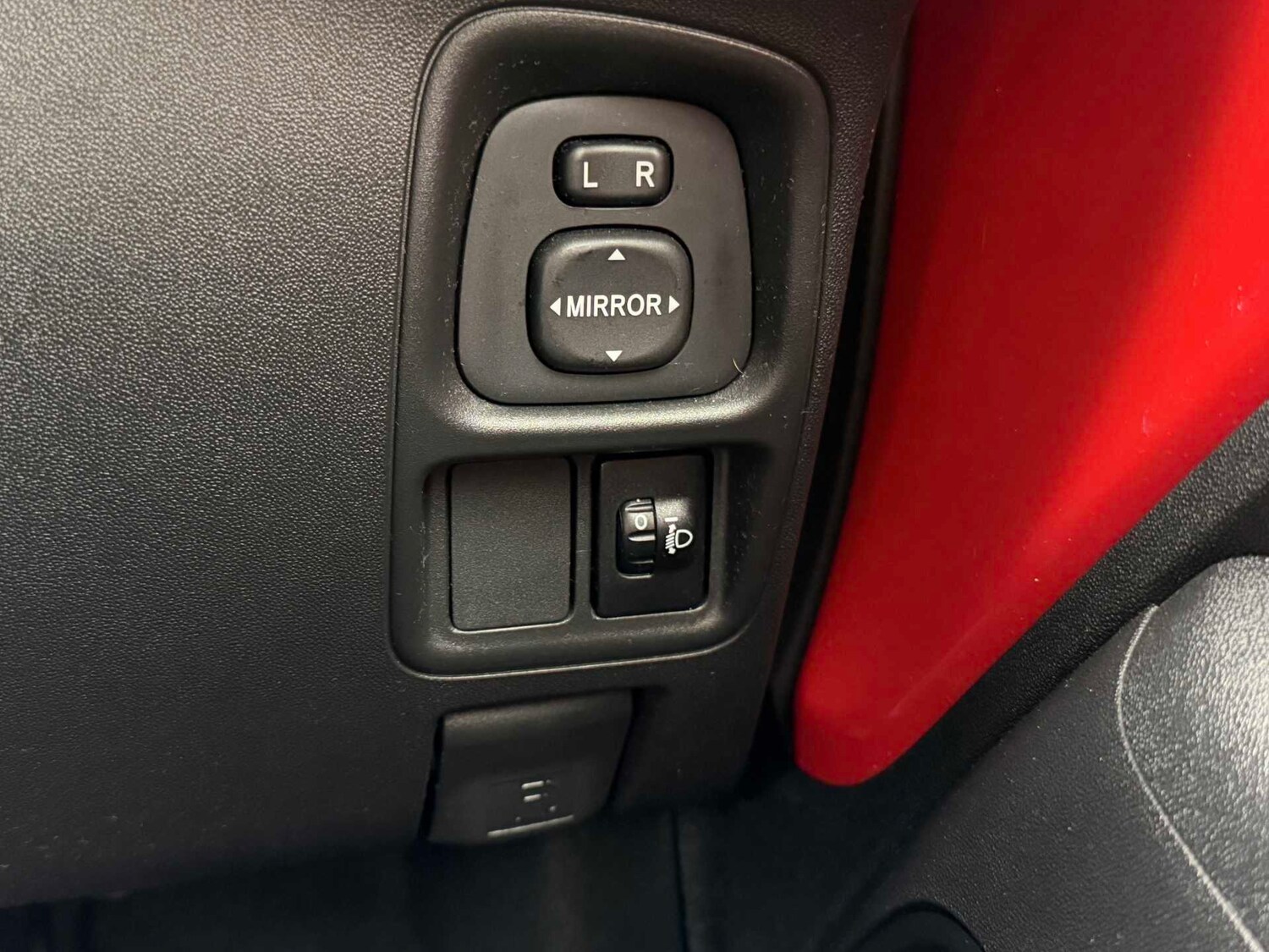 Used Toyota AYGO 2019 for sale - 76490829: Photo 41