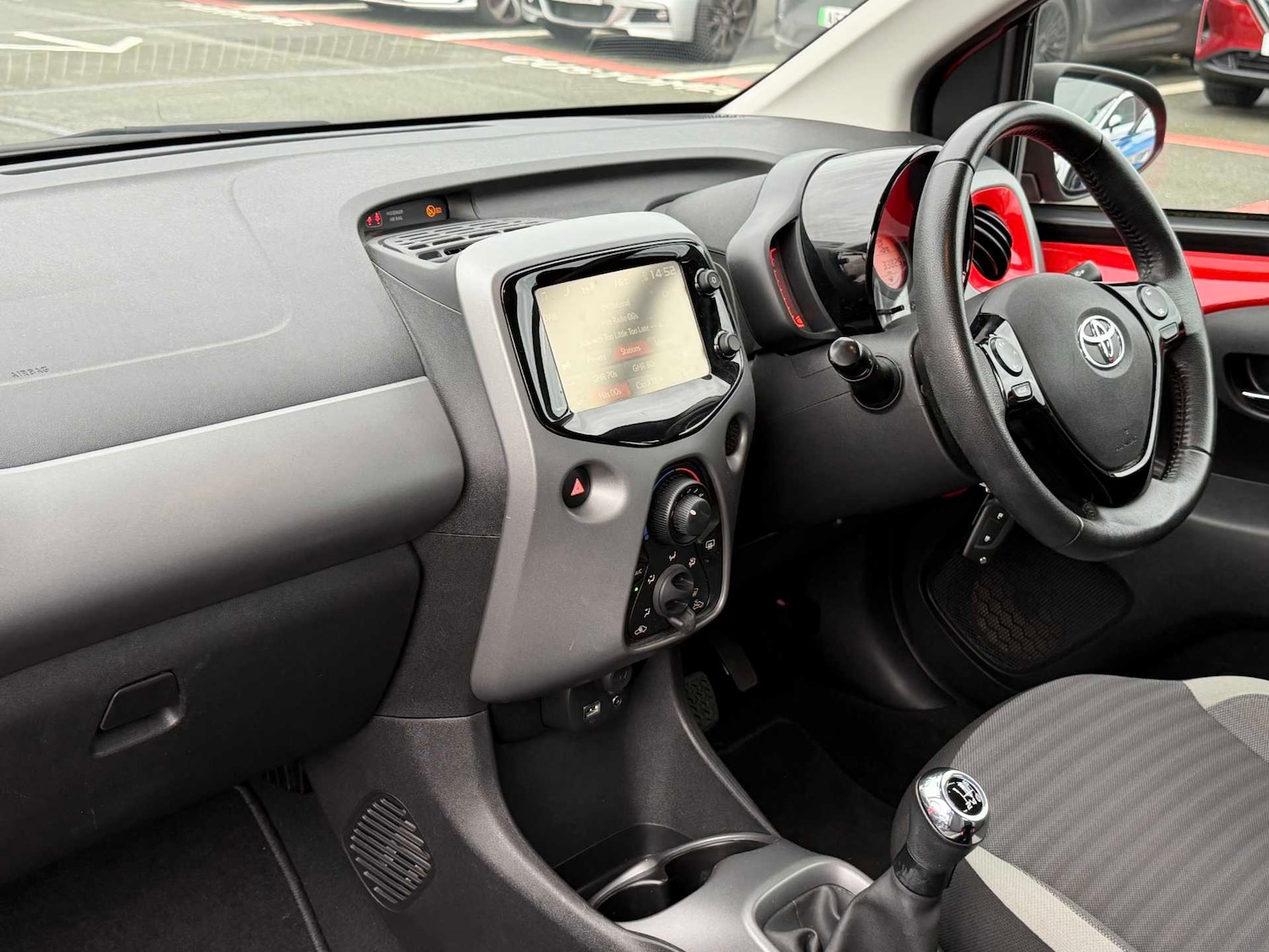 Used Toyota AYGO 2019 for sale - 76490829: Photo 8