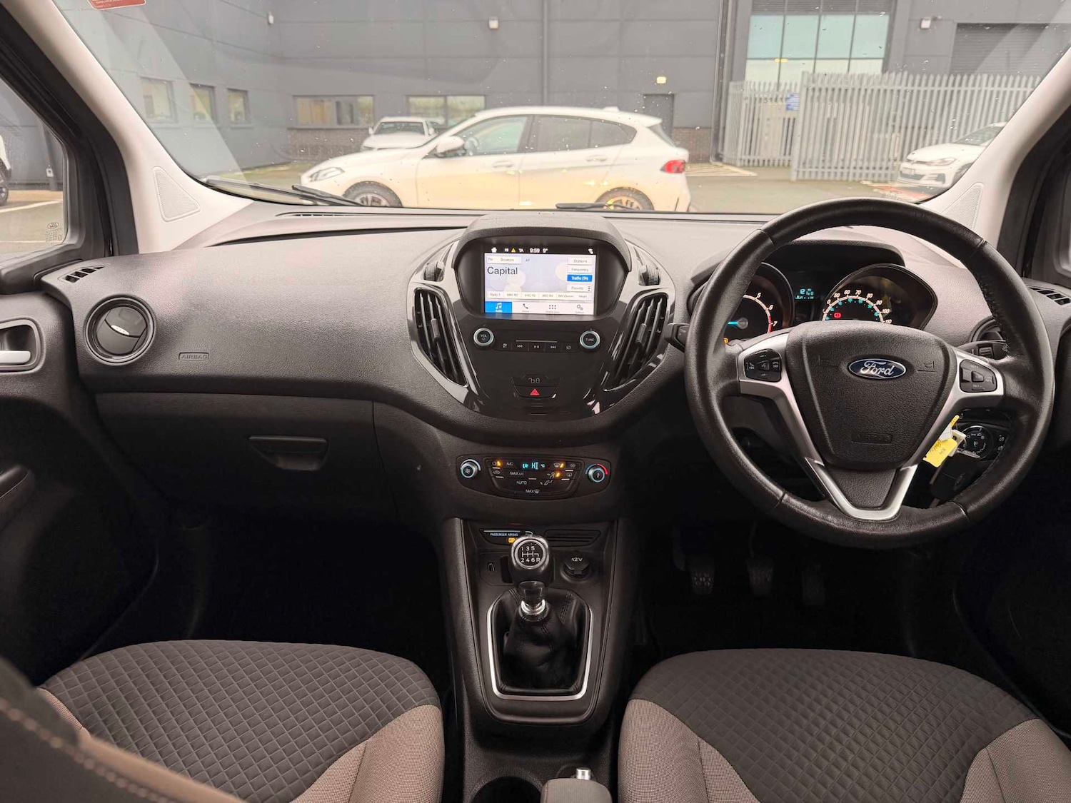 Used Ford Tourneo Courier 2019 for sale - 76577247: Photo 8