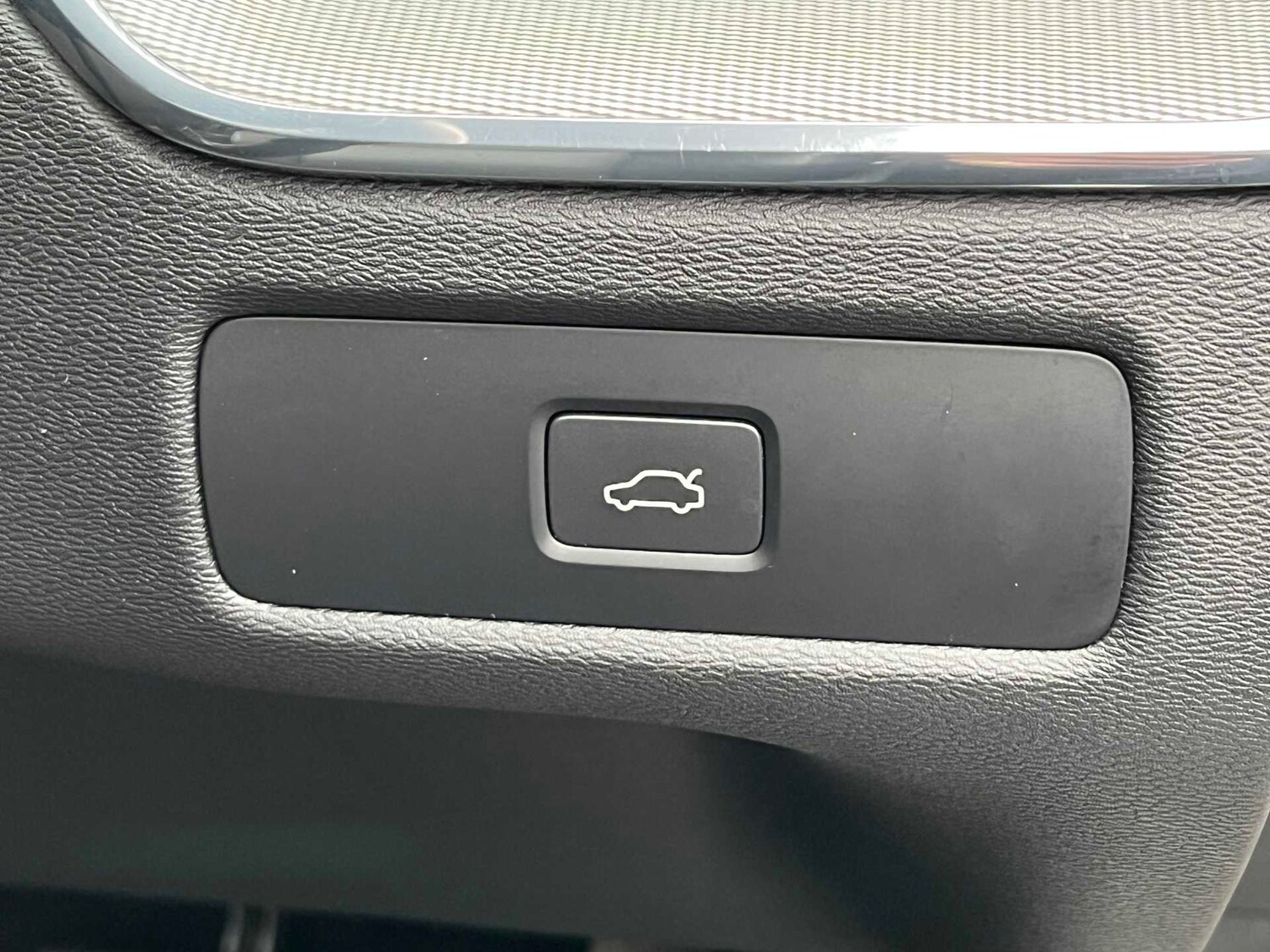 Used Volvo XC60 2022 for sale - 78026124: Photo 25