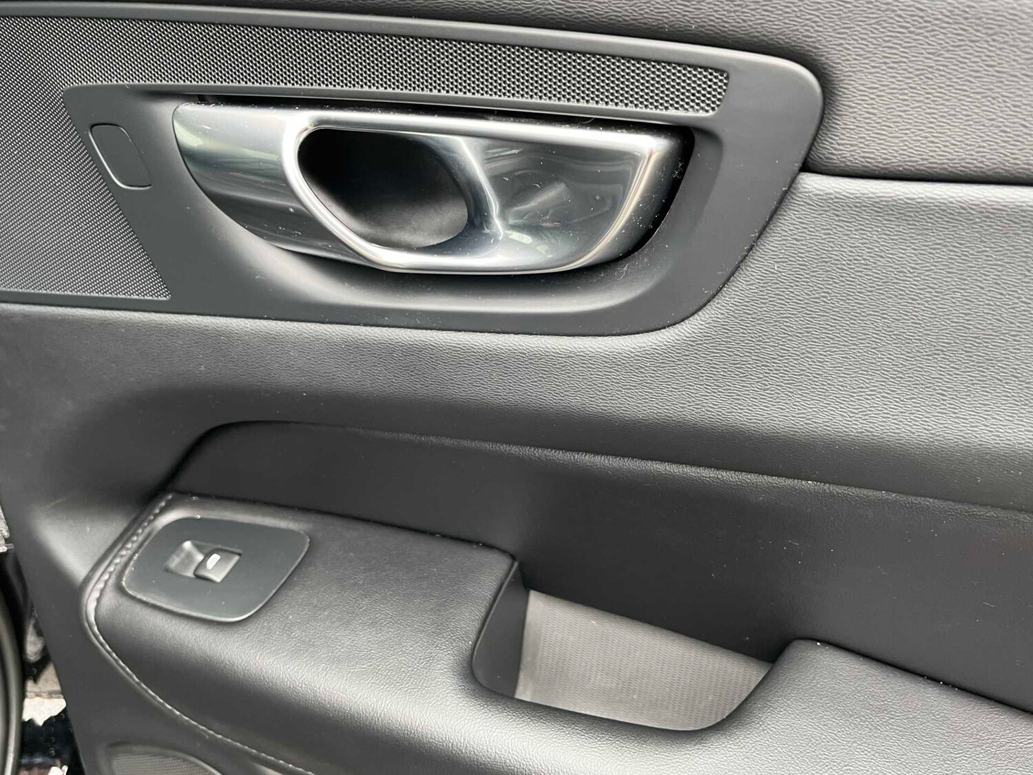 Used Volvo XC60 2022 for sale - 78026124: Photo 40