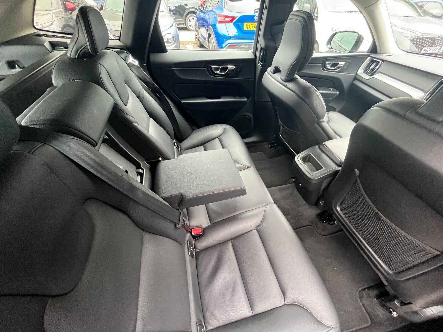 Used Volvo XC60 2022 for sale - 78026124: Photo 42