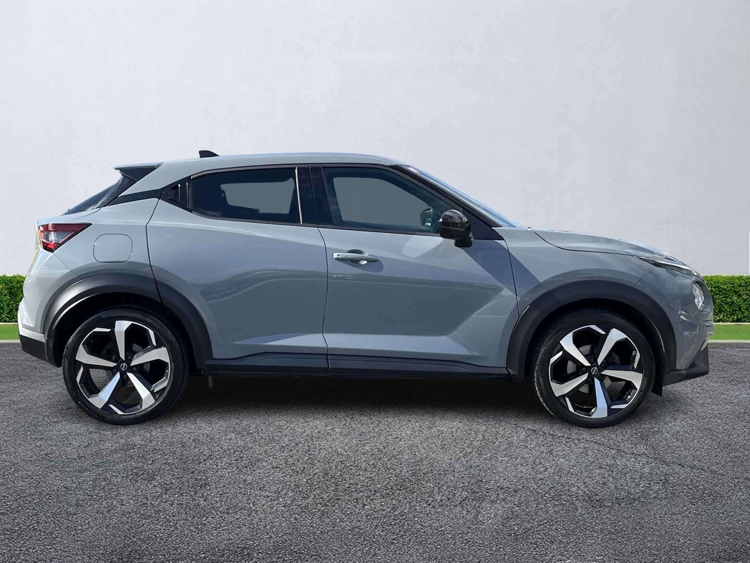 Used Nissan Juke 2023 for sale - 78196198: Photo 2