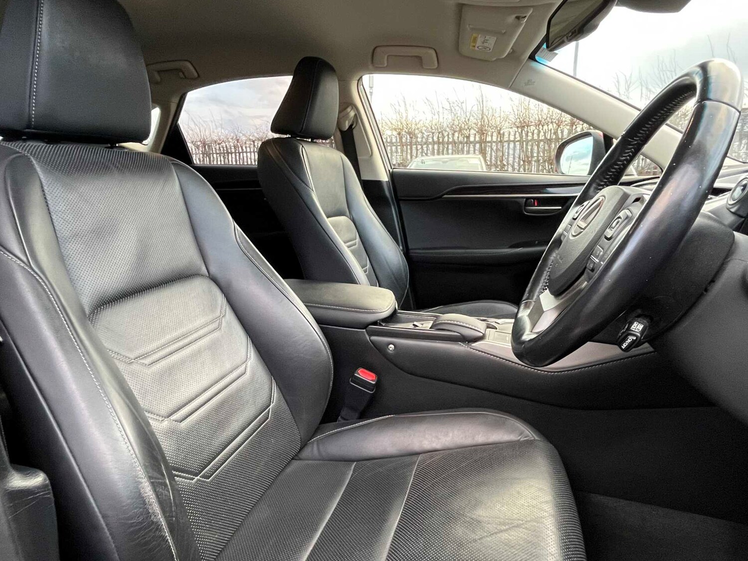 Used Lexus NX 2015 for sale - 77201364: Photo 23