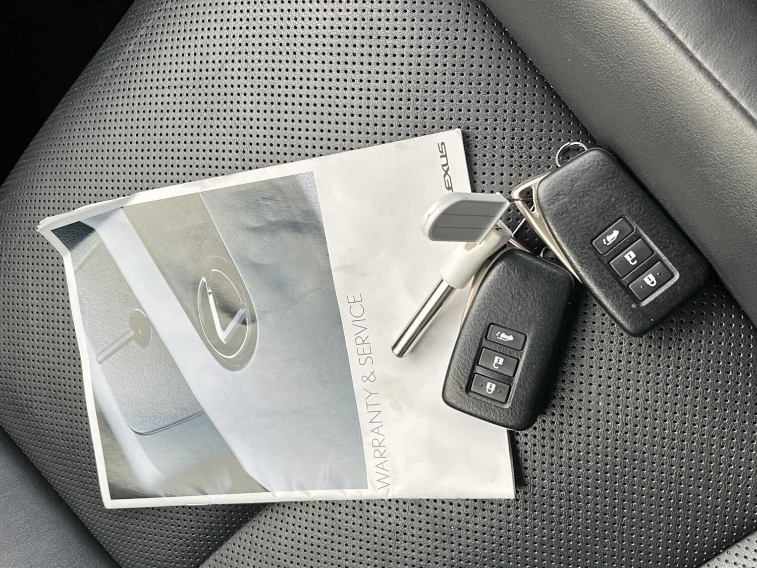 Used Lexus NX 2015 for sale - 77201364: Photo 42