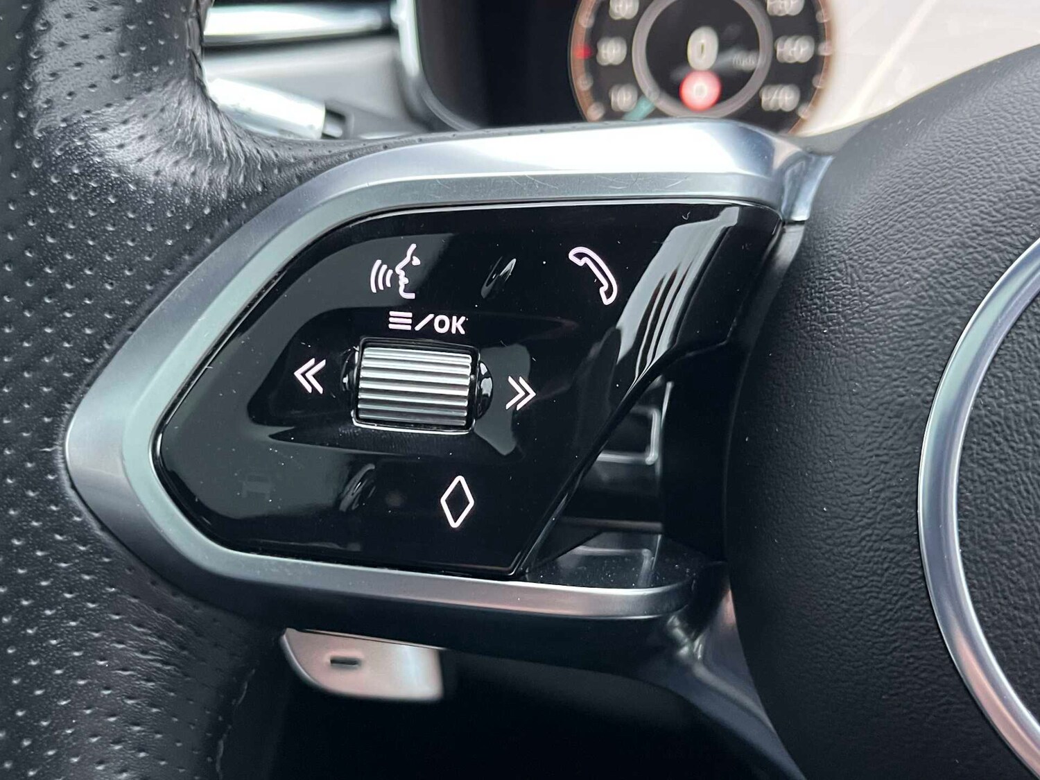 Used Jaguar F-Pace 2021 for sale - 77896275: Photo 35