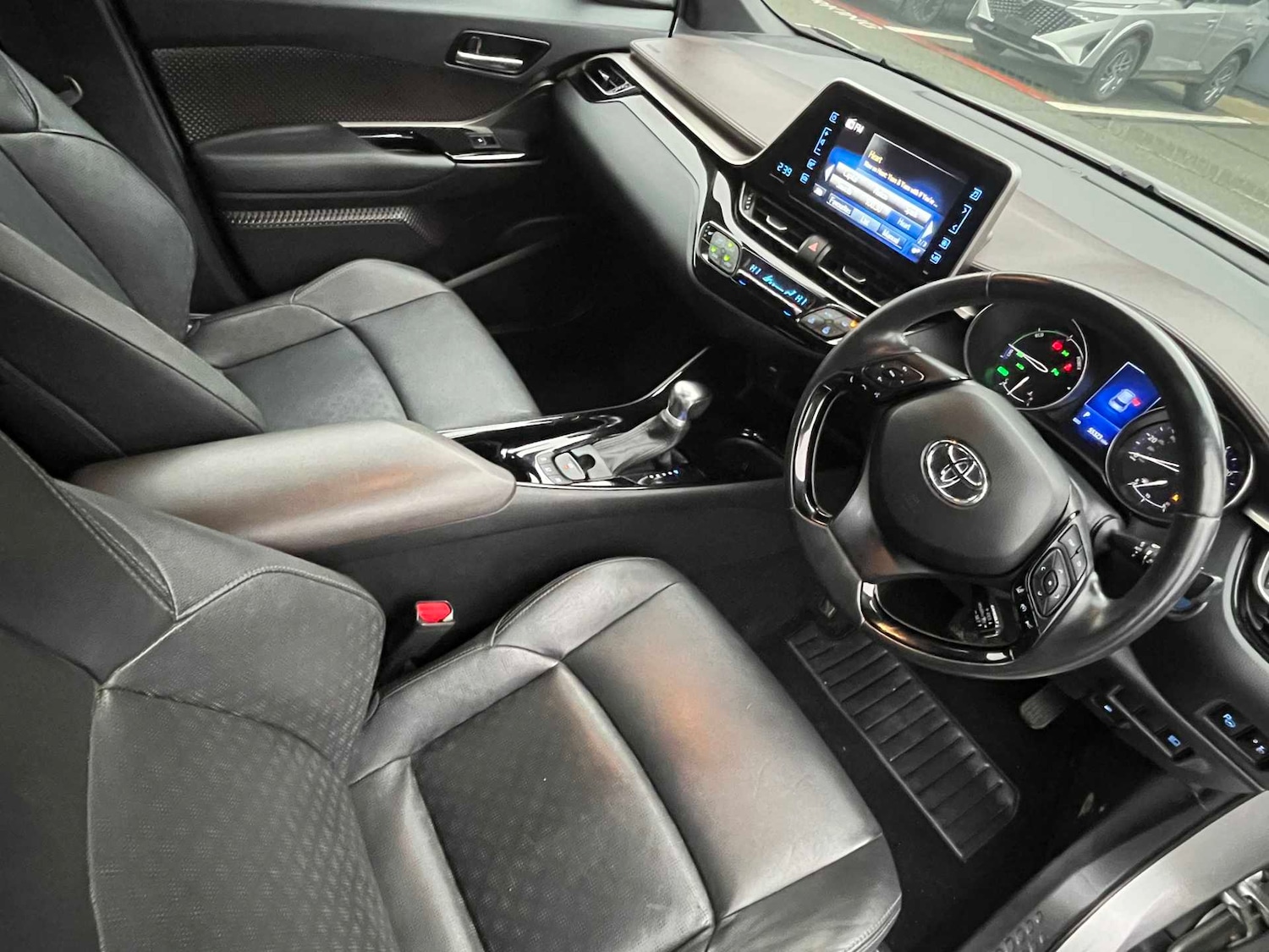 Used Toyota C-HR 2019 for sale - 77409647: Photo 26