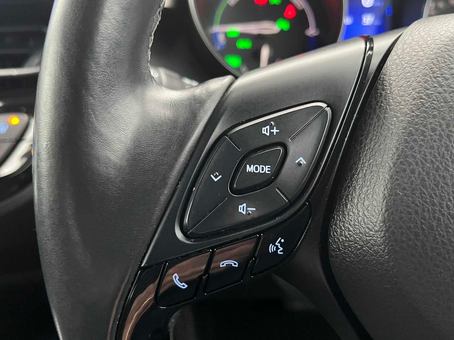 Used Toyota C-HR 2019 for sale - 77409647: Photo 37