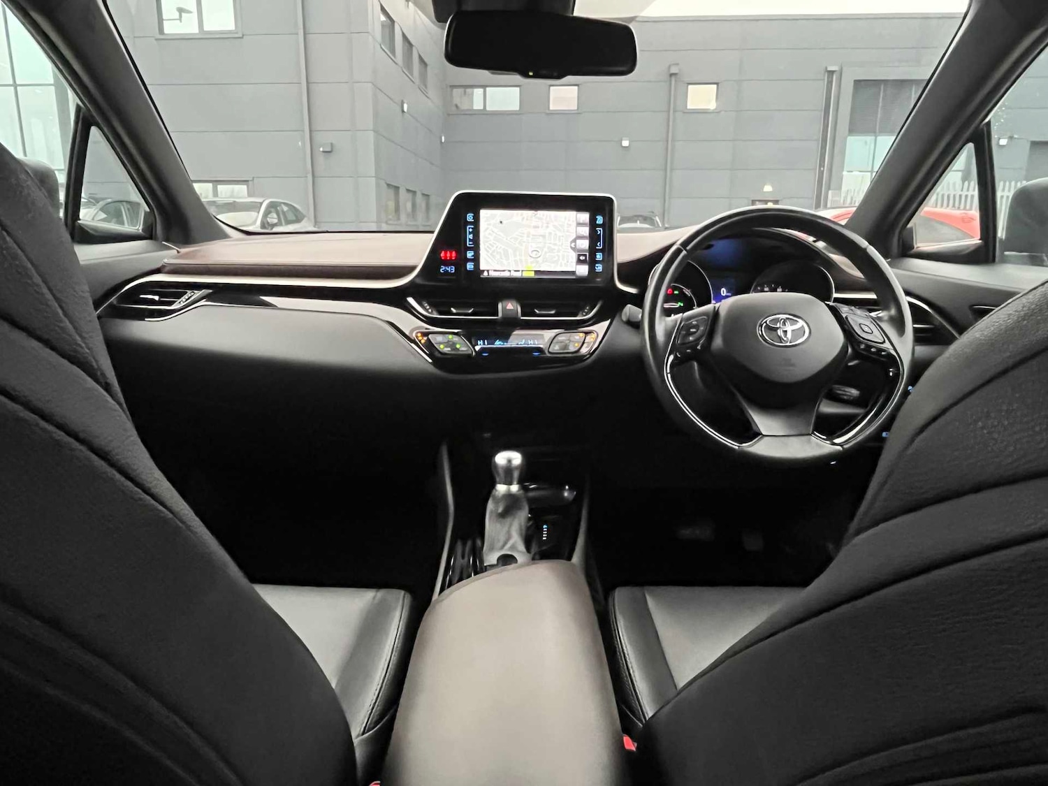 Used Toyota C-HR 2019 for sale - 77409647: Photo 48