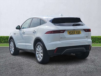 Used Jaguar E-Pace 2020 for sale - 79055843: Photo