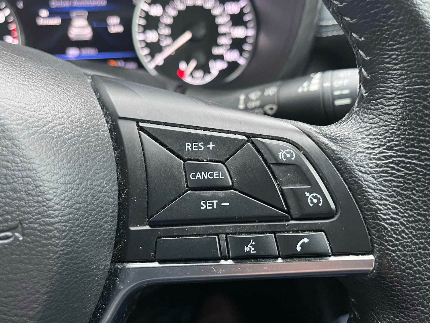 Used Nissan Juke 2020 for sale - 77676305: Photo 38