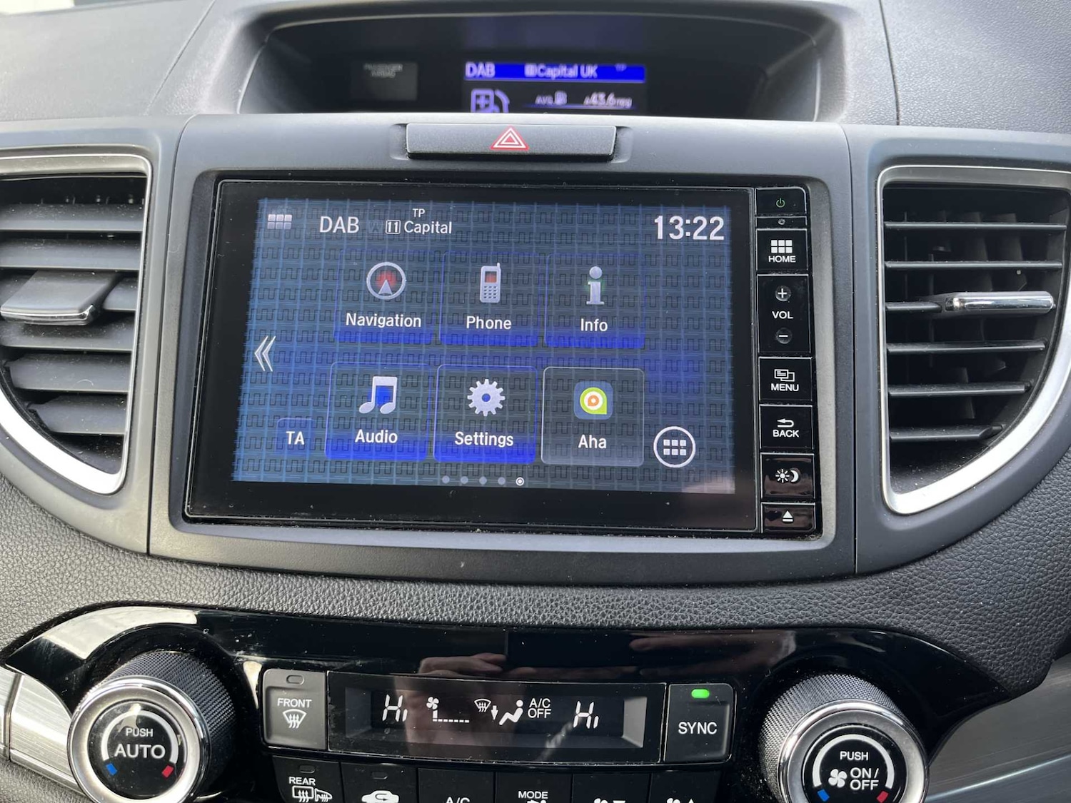 Used Honda CR-V 2017 for sale - 76353650: Photo 10