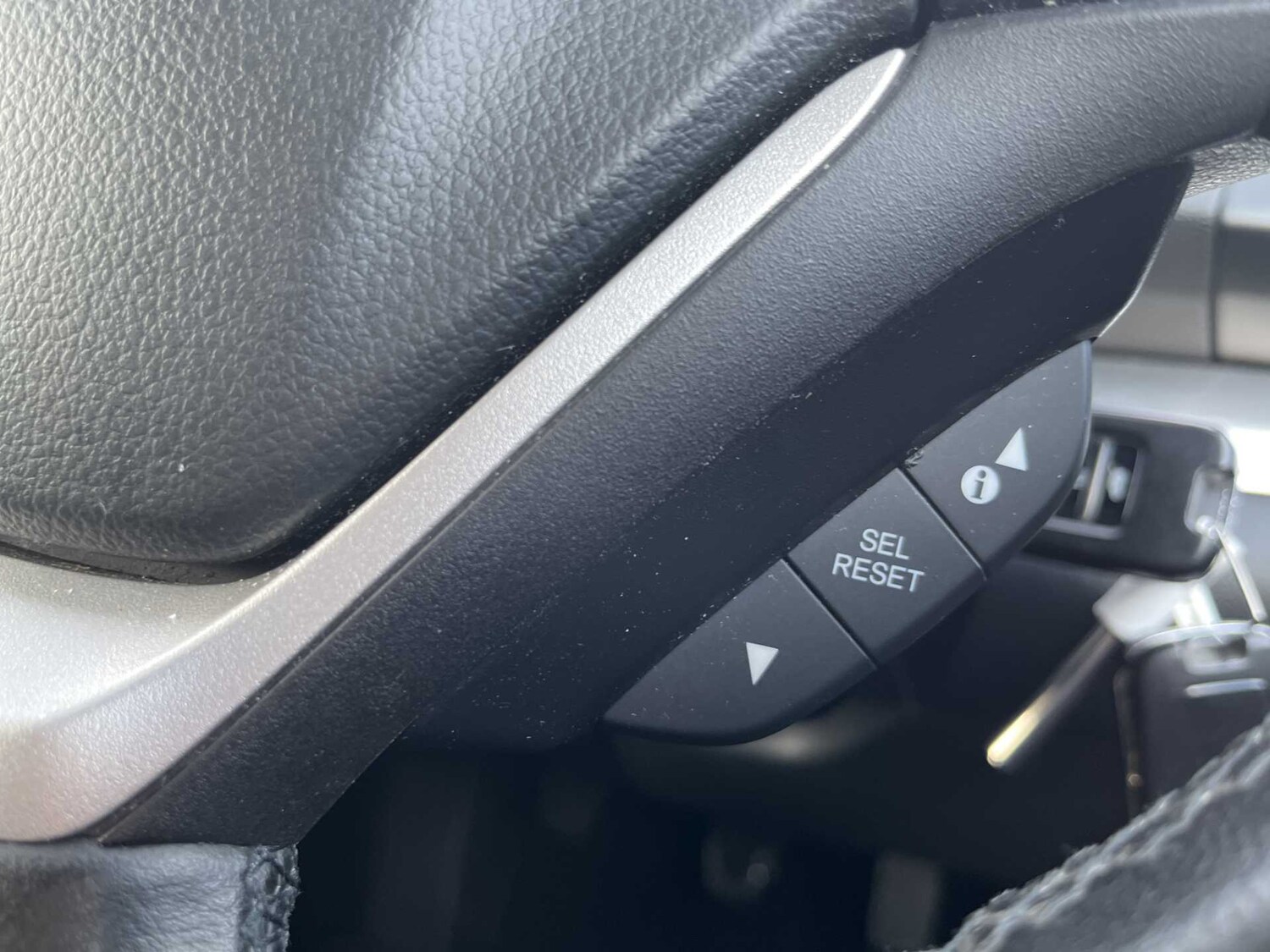 Used Honda CR-V 2017 for sale - 76353650: Photo 37