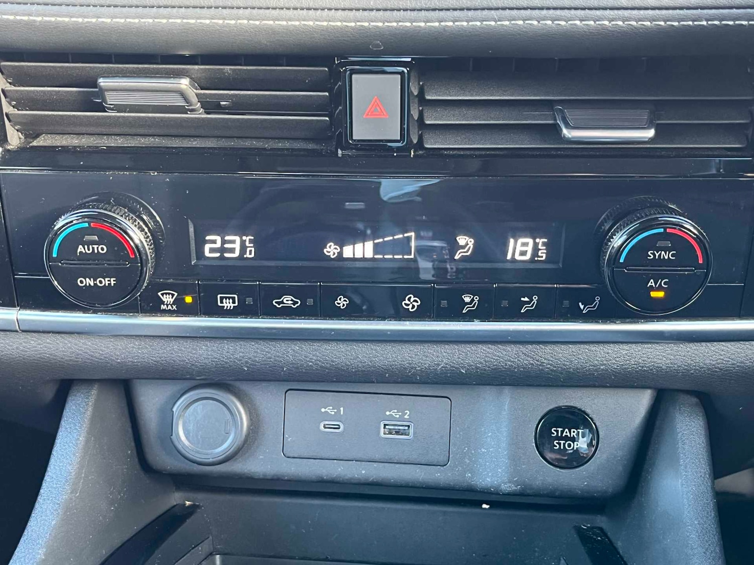 Used Nissan X-Trail 2023 for sale - 77603681: Photo 35