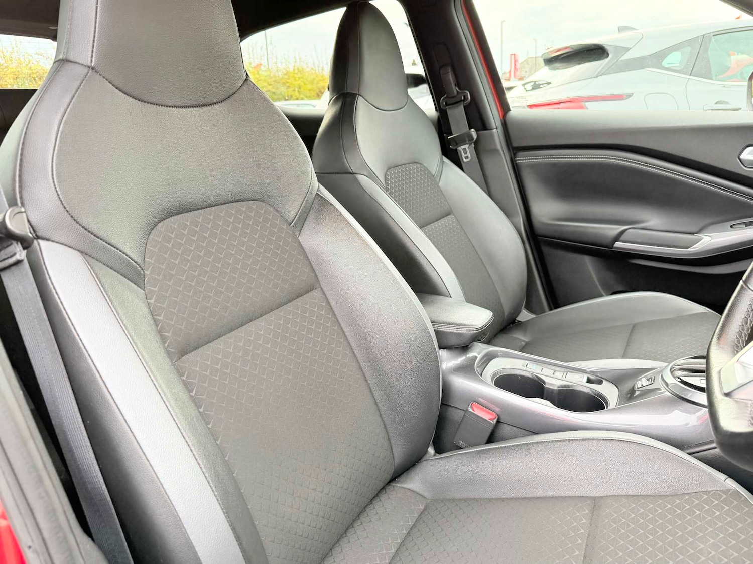 Used Nissan Juke 2022 for sale - 76490833: Photo 27