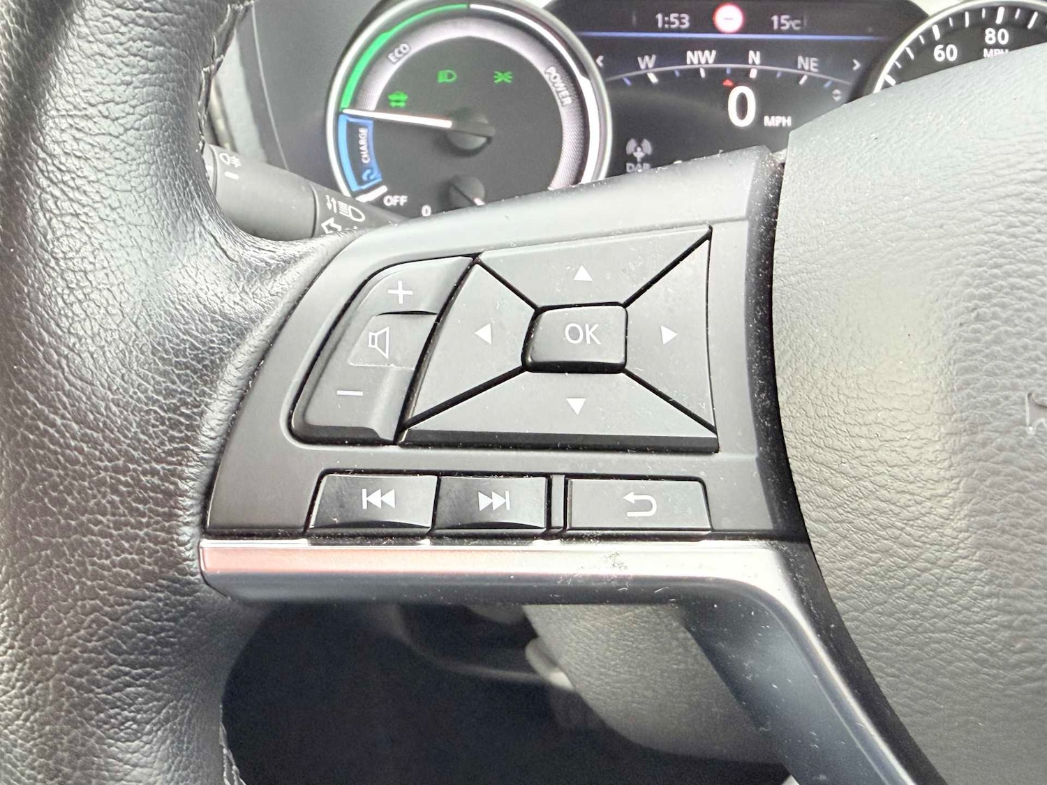 Used Nissan Juke 2022 for sale - 76490833: Photo 34