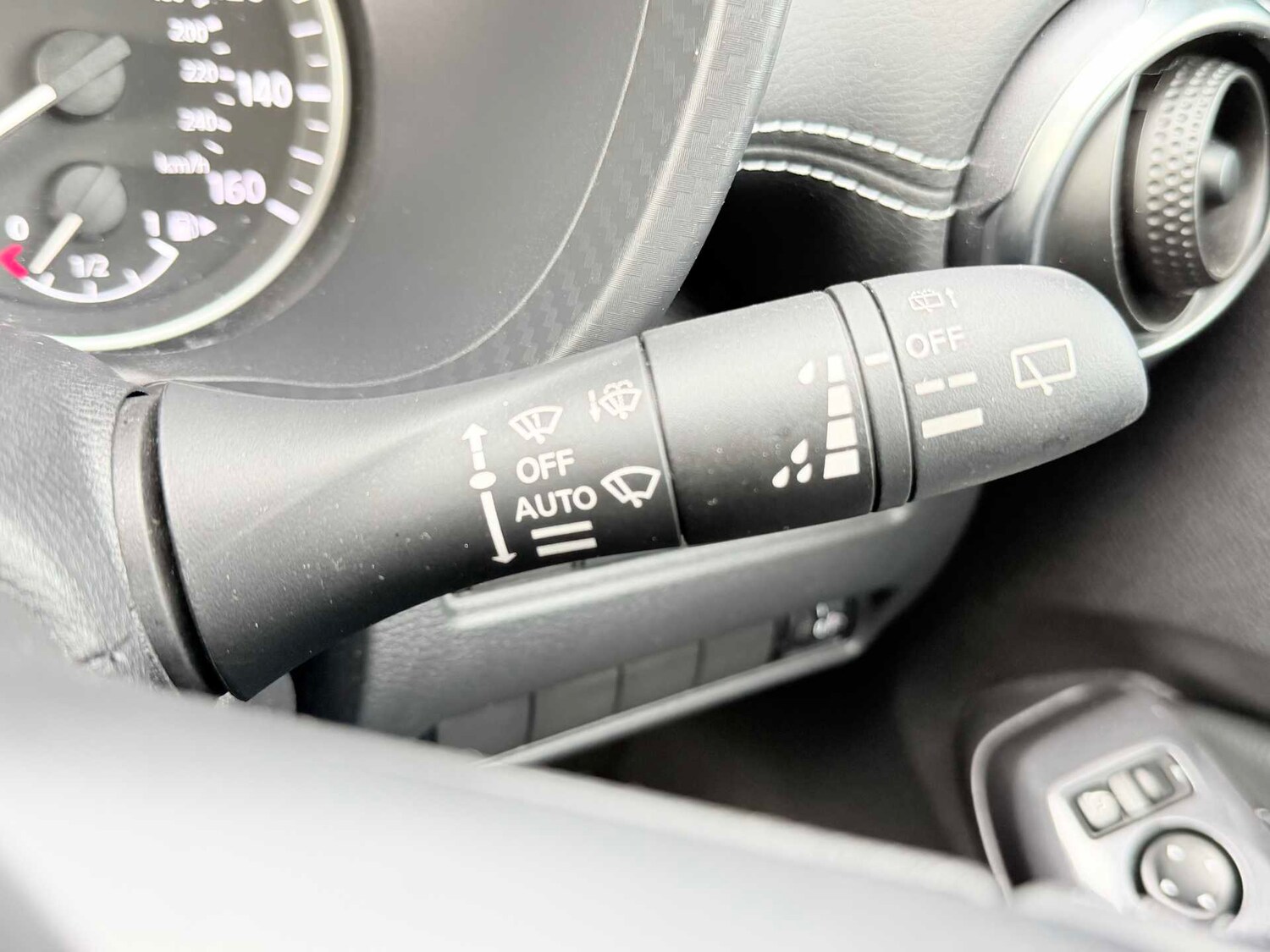 Used Nissan Juke 2022 for sale - 76490833: Photo 37