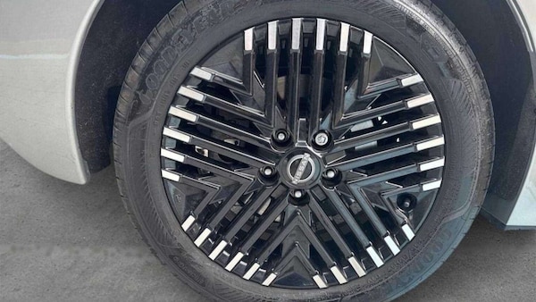 Used Nissan Leaf 2023 for sale - 75513104: Photo 6