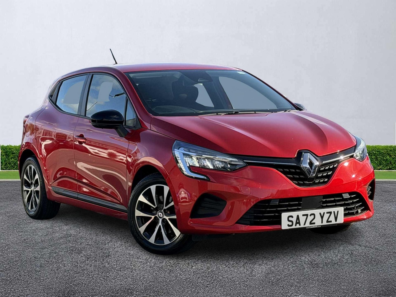 Used Renault Clio 2022 for sale - 76559852: Photo 1