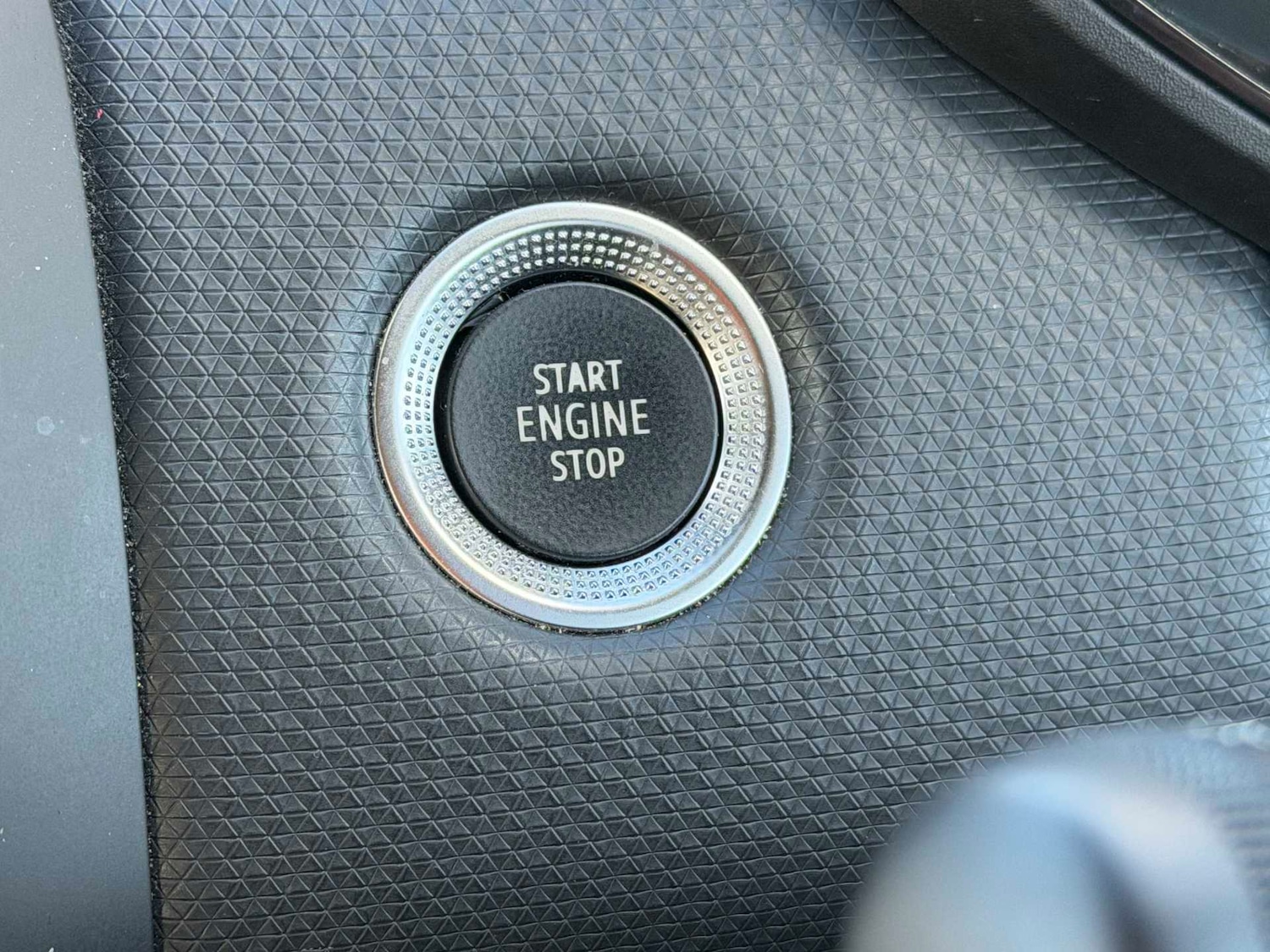 Used Renault Clio 2022 for sale - 76559852: Photo 14