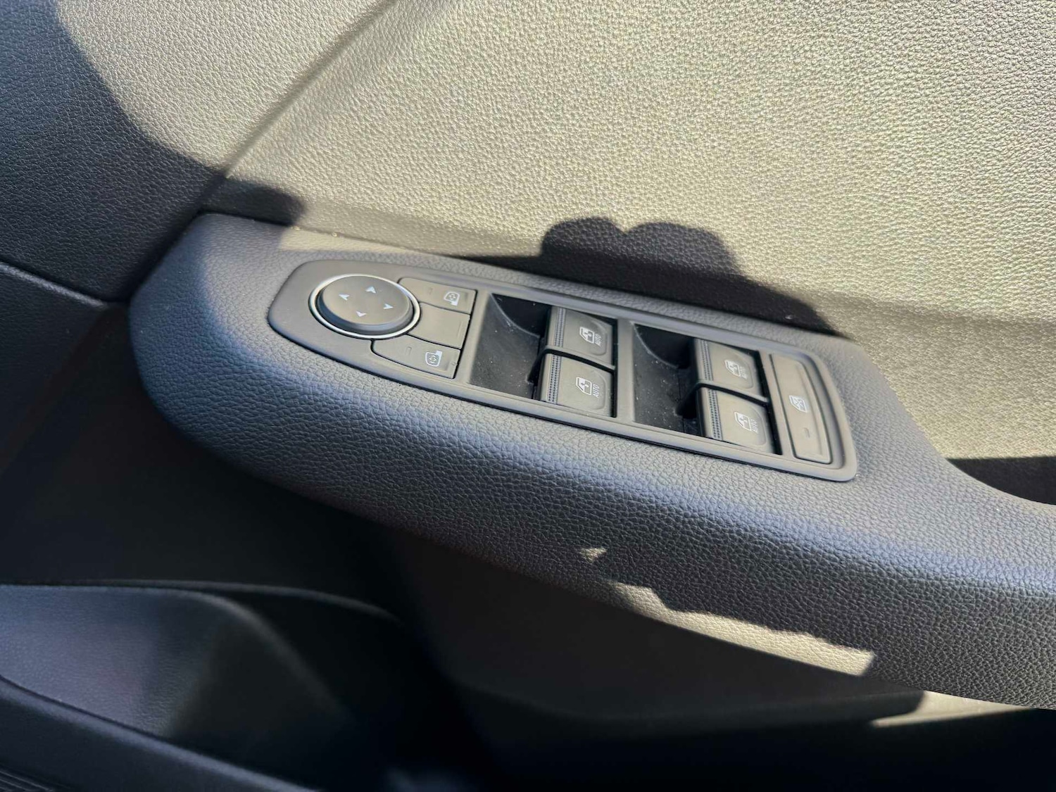 Used Renault Clio 2022 for sale - 76559852: Photo 27