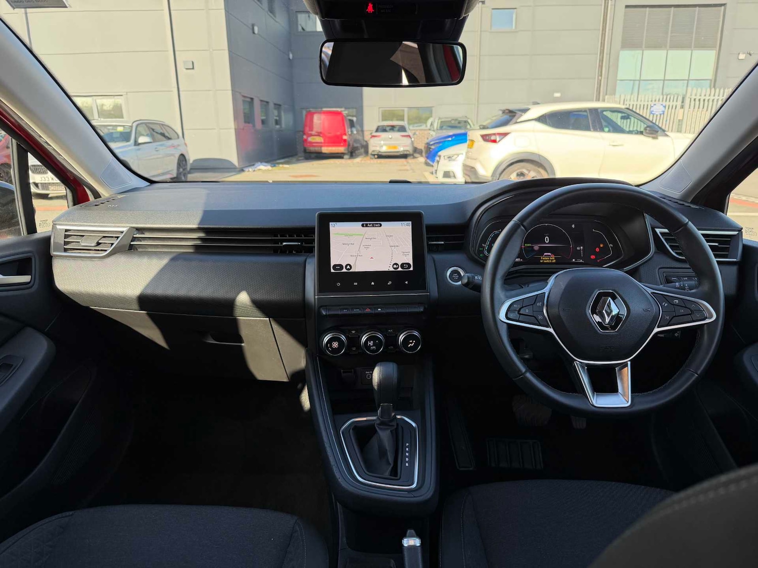 Used Renault Clio 2022 for sale - 76559852: Photo 8