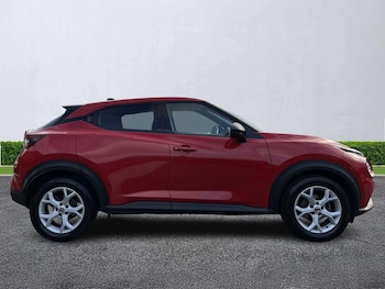 Used Nissan Juke 2022 for sale - 76300762: Photo 3