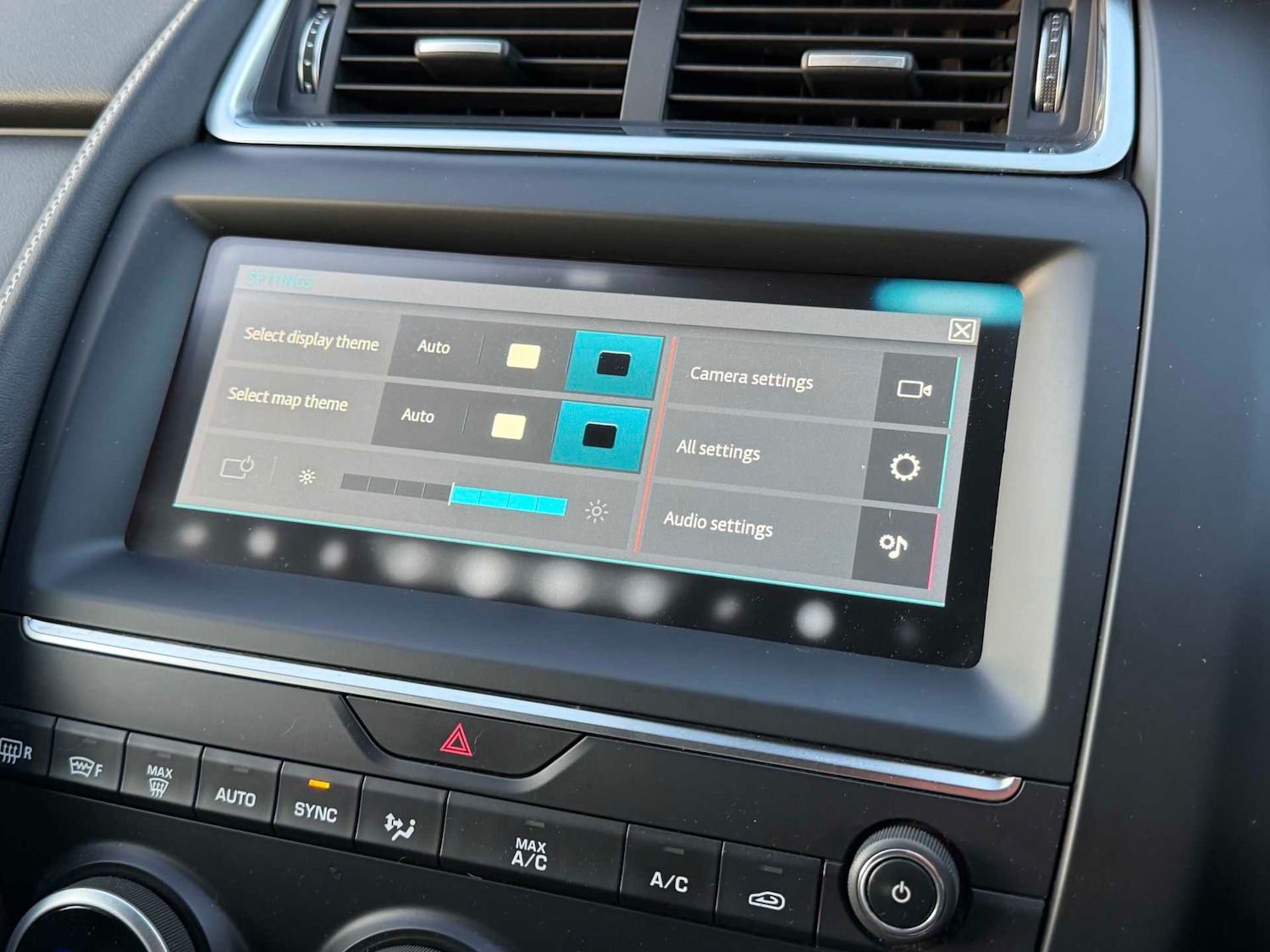 Used Jaguar E-Pace 2019 for sale - 76785218: Photo 13