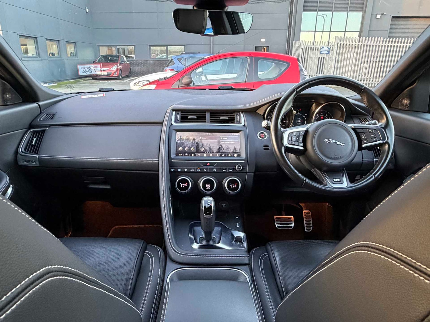 Used Jaguar E-Pace 2019 for sale - 76785218: Photo 8