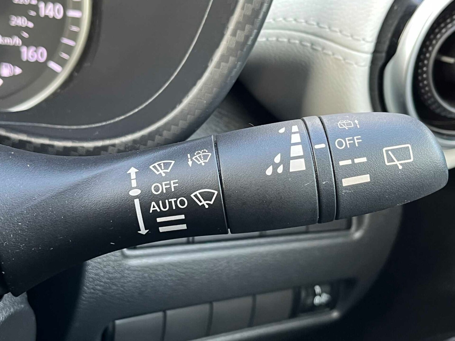 Used Nissan Juke 2023 for sale - 77946125: Photo 38