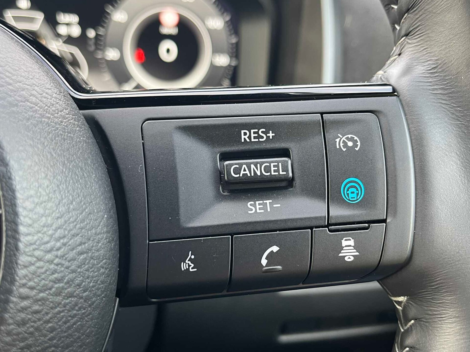 Used Nissan Qashqai 2024 for sale - 77261204: Photo 41