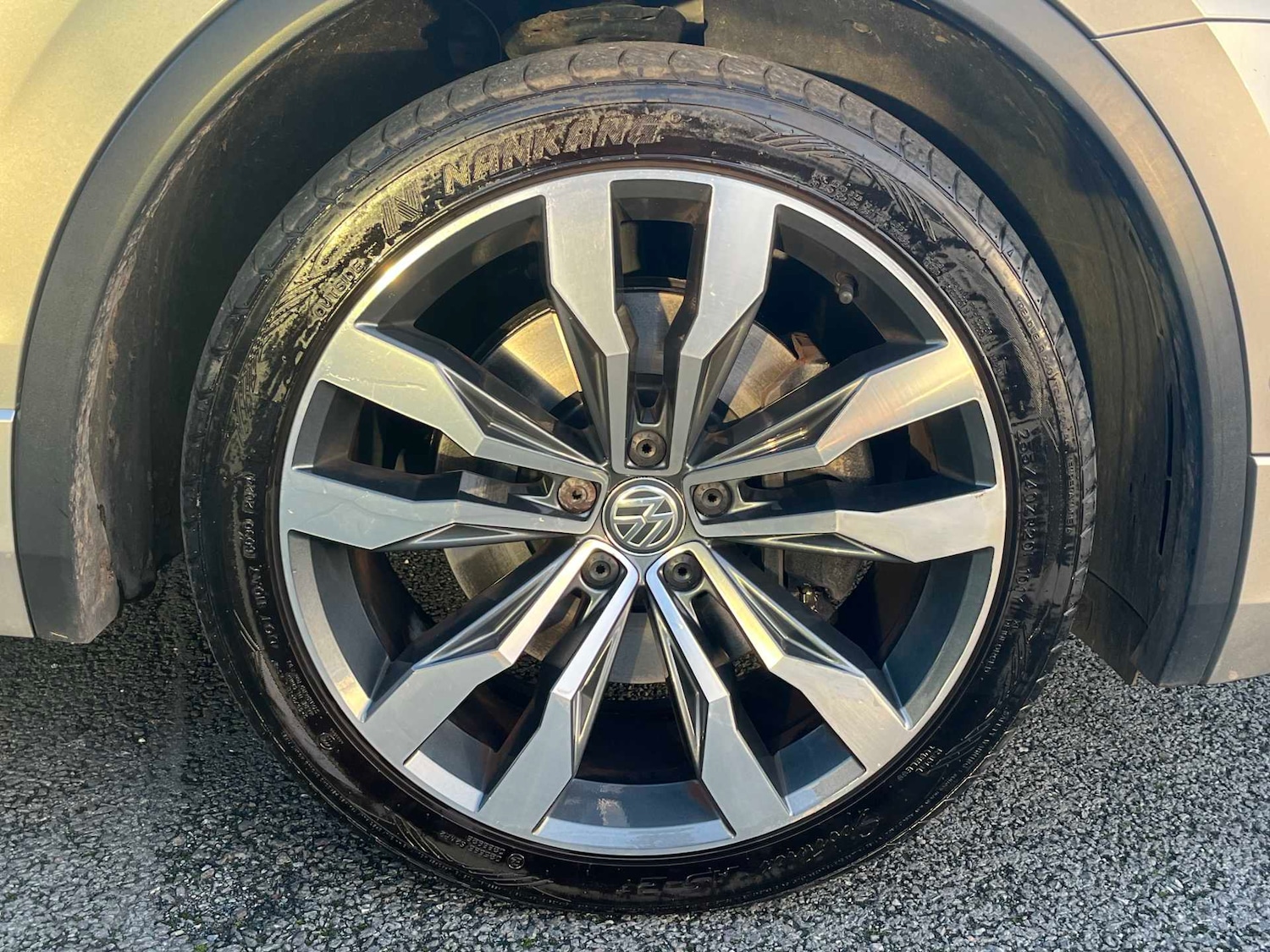 Used Volkswagen Tiguan 2017 for sale - 76864014: Photo 10