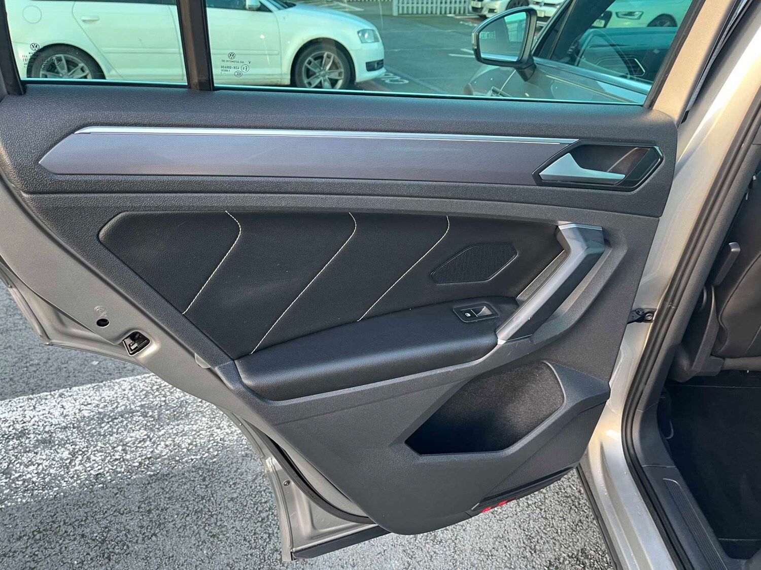 Used Volkswagen Tiguan 2017 for sale - 76864014: Photo 29