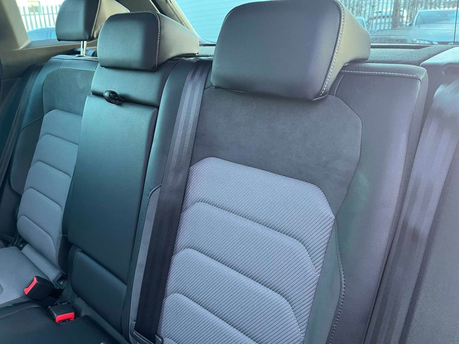 Used Volkswagen Tiguan 2017 for sale - 76864014: Photo 31