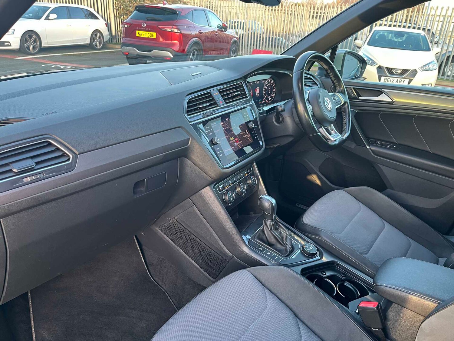 Used Volkswagen Tiguan 2017 for sale - 76864014: Photo 39