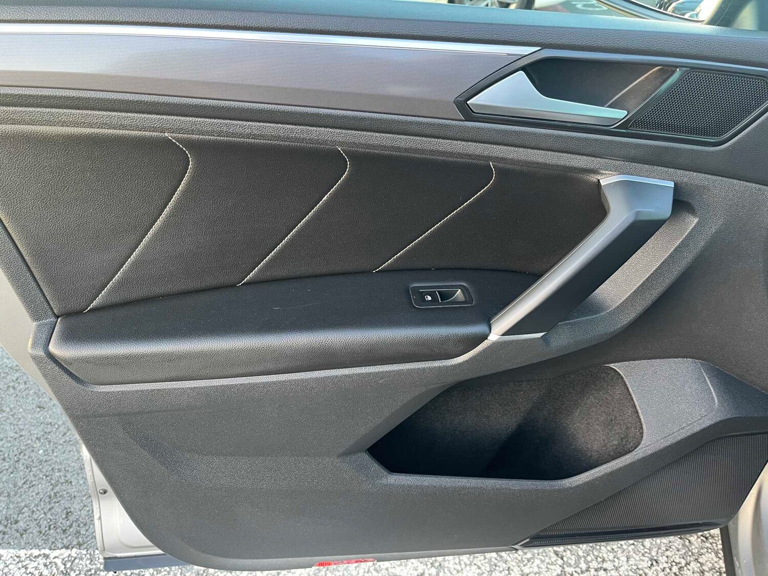 Used Volkswagen Tiguan 2017 for sale - 76864014: Photo 40