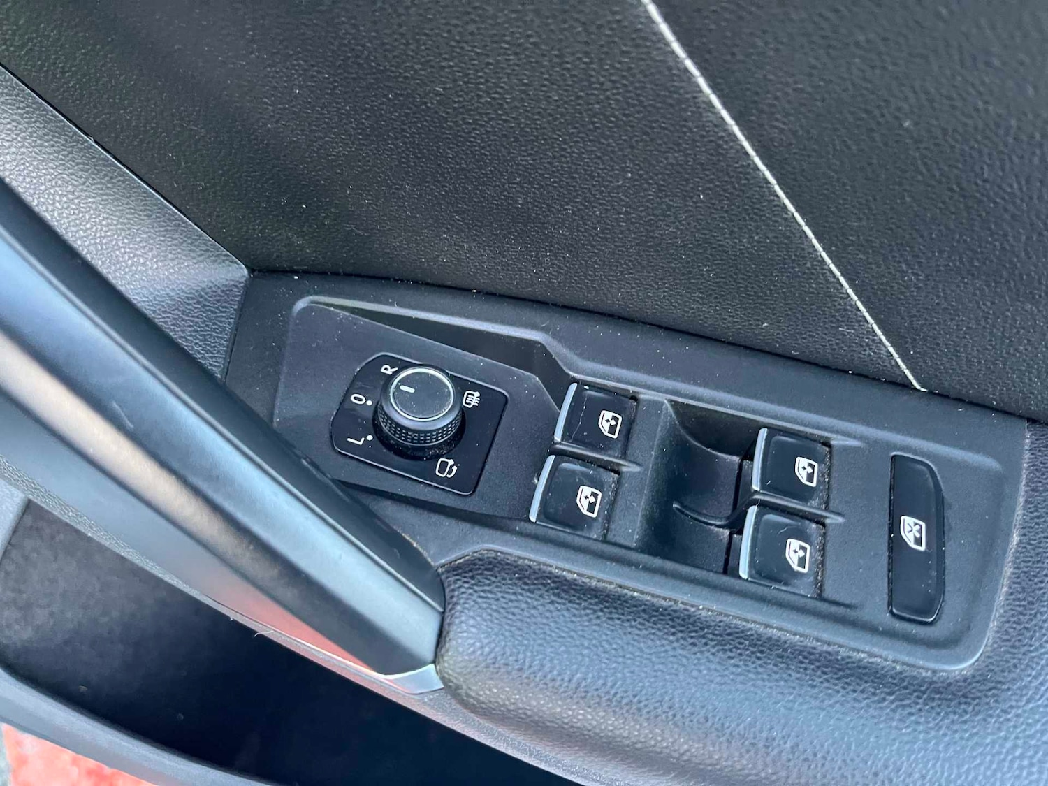 Used Volkswagen Tiguan 2017 for sale - 76864014: Photo 42