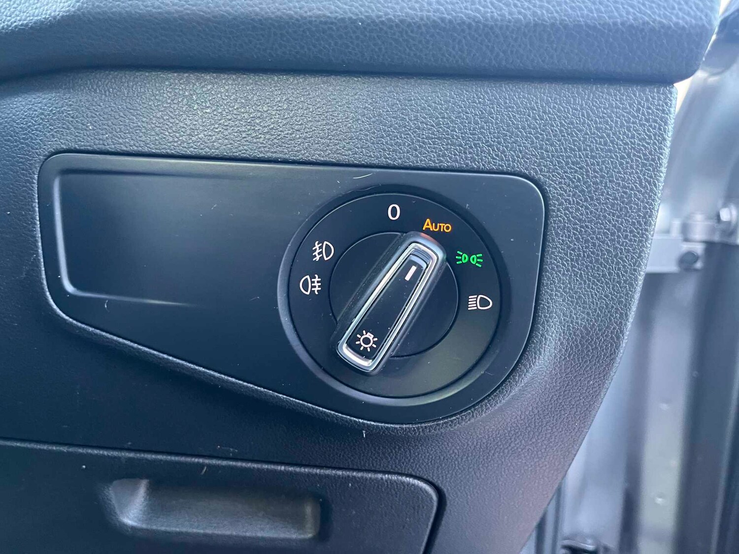 Used Volkswagen Tiguan 2017 for sale - 76864014: Photo 45