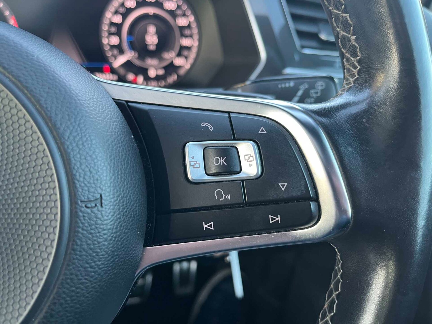 Used Volkswagen Tiguan 2017 for sale - 76864014: Photo 46